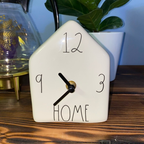 Rae Dunn Clock - Picture 1 of 3